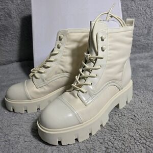 Nine West Ivory OBRI2 Lace Up Chunky Lug Sole Combat Boots‎ Womens 9.5 M NEW